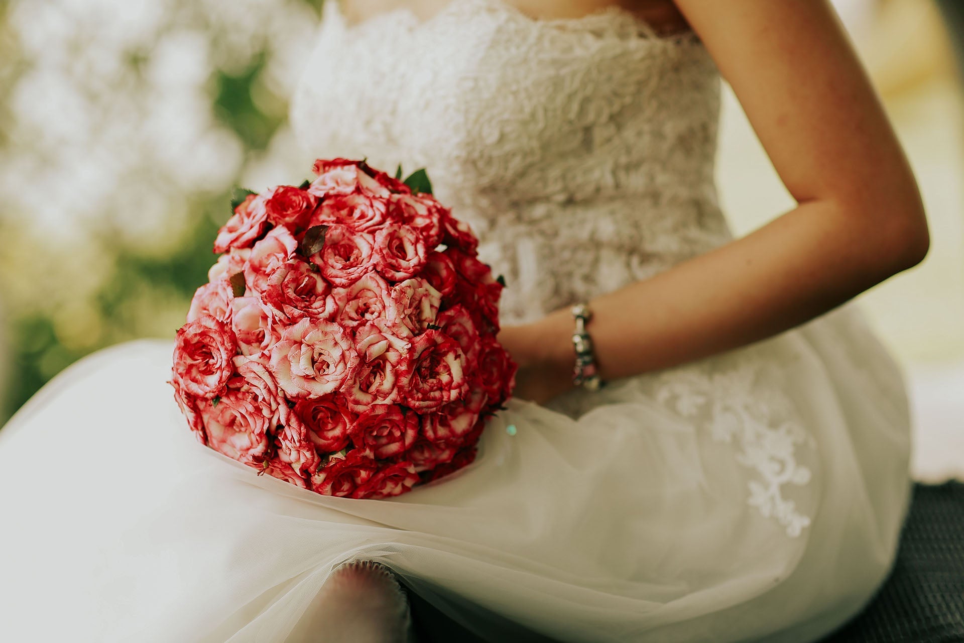 Wedding Flower Trends 2026: What Toronto Brides Are Choosing This Year