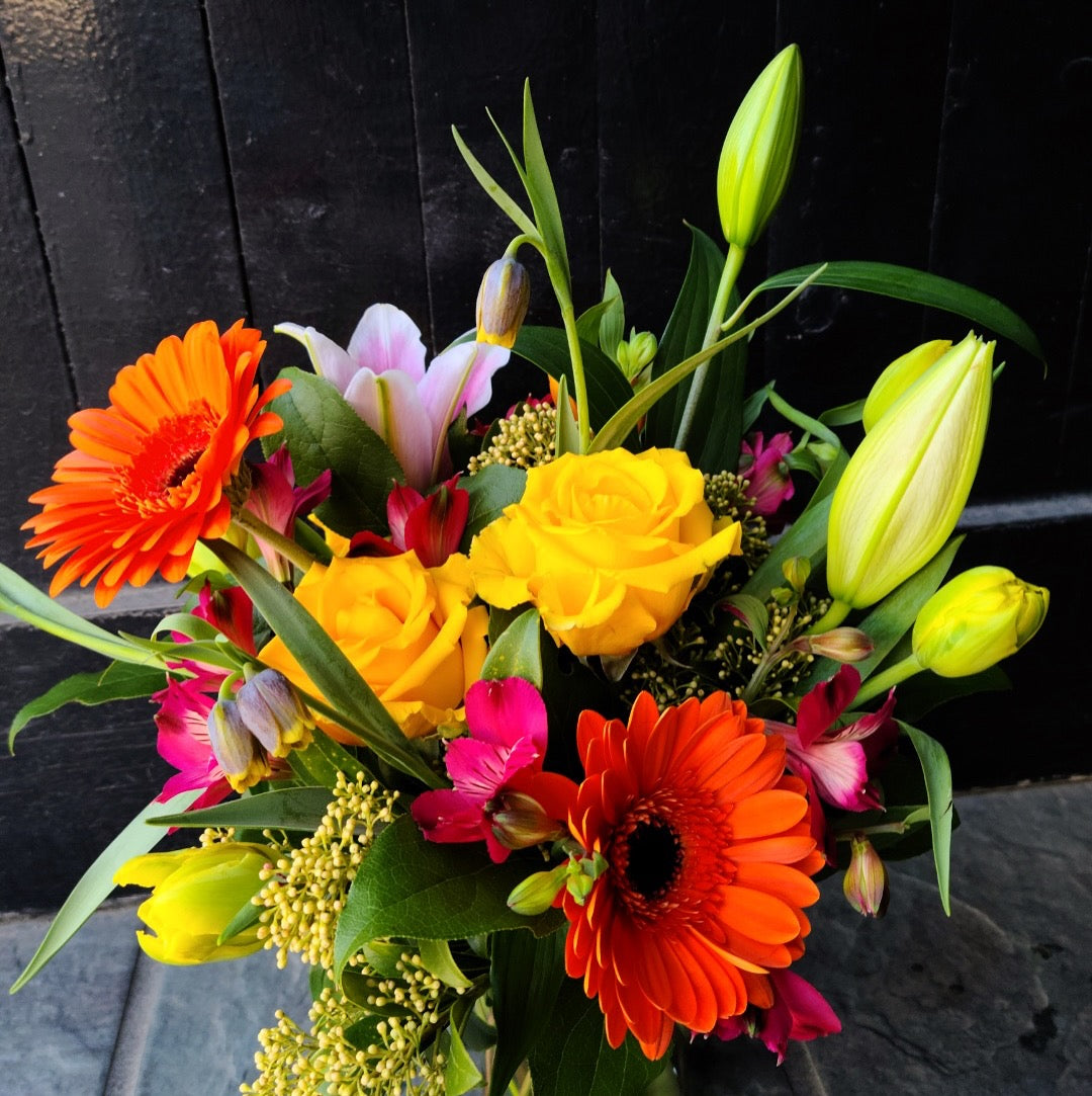 Ethical Florist's Choice Fresh Flowers - Bouquets & Vase Arrangements
