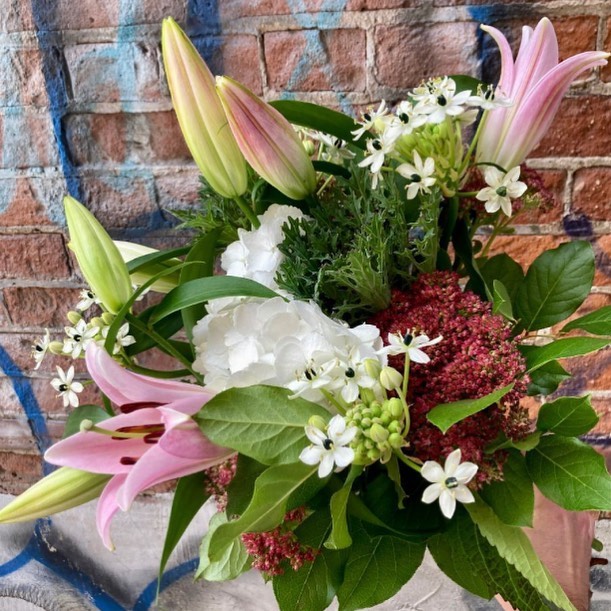 Ethical Florist's Choice Fresh Flowers - Bouquets & Vase Arrangements