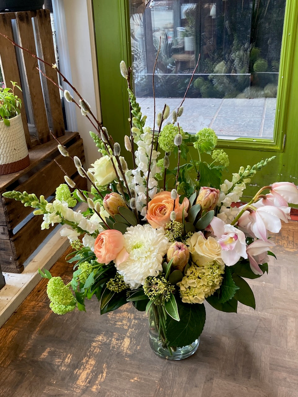 Ethical Florist's Choice Fresh Flowers - Bouquets & Vase Arrangements